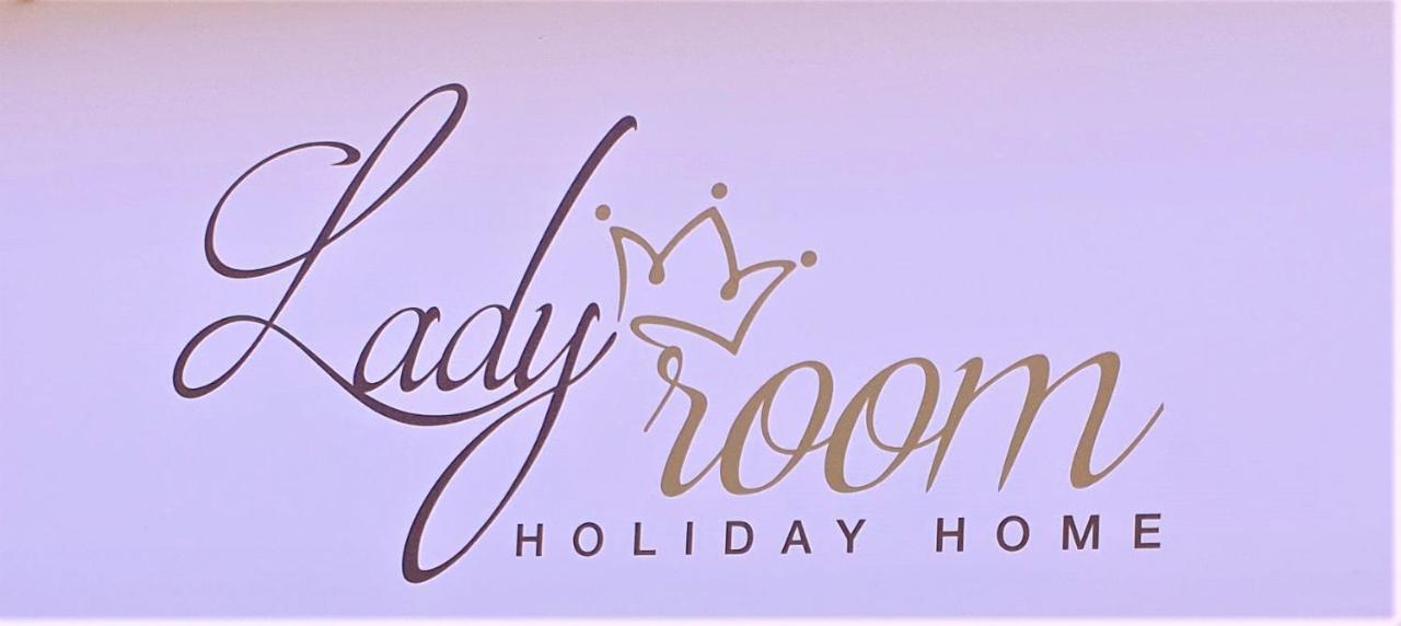 Lady Room Turi Exteriér fotografie
